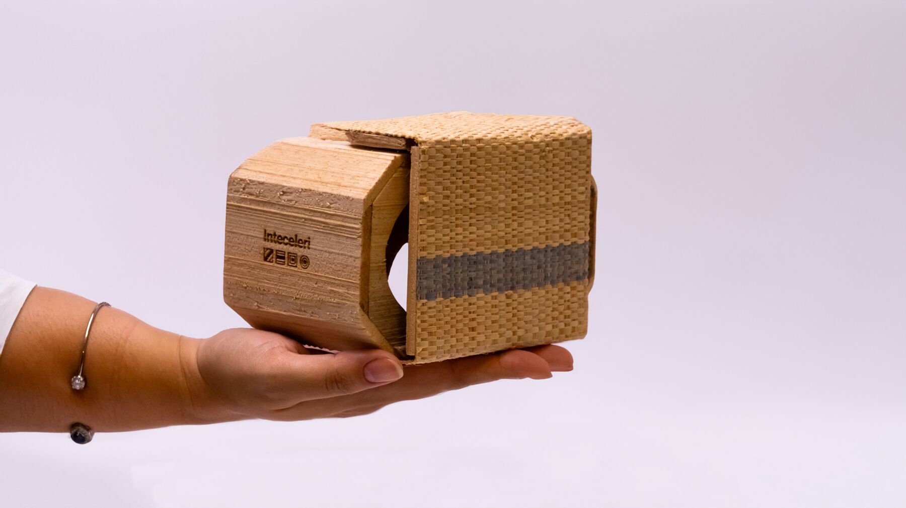 MiritiBoard VR