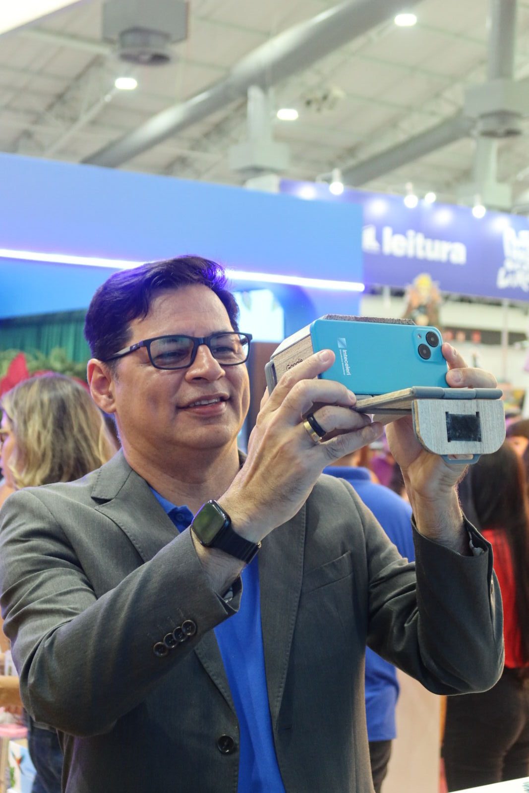 Lançamento do Smart Device na Feira do Livro
